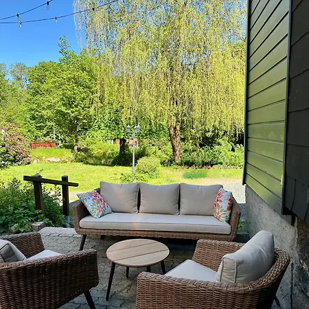 Townhouse Am Kurpark - Ferienhaus, 2 Schlafzimmer, Arcade, Wallbox, Inklusive Waesche برونلاغ