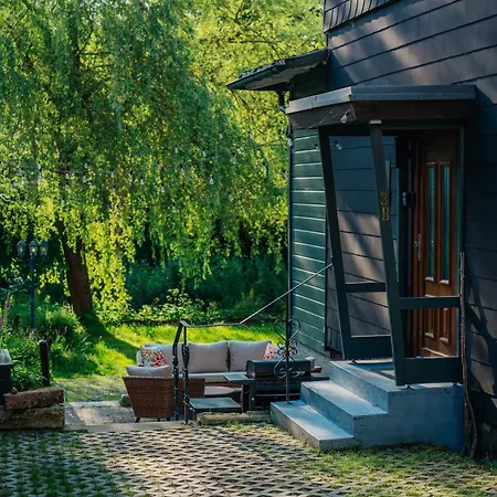 Townhouse Am Kurpark - Ferienhaus, 2 Schlafzimmer, Arcade, Wallbox, Inklusive Waesche