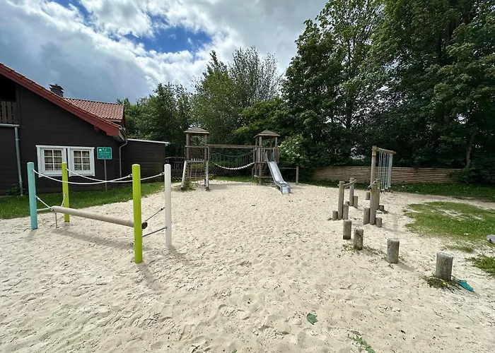 Daire Townhouse Am Kurpark - Ferienhaus, 2 Schlafzimmer, Arcade, Wallbox, Inklusive Waesche *