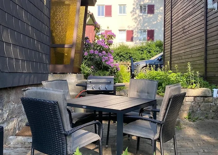 Townhouse Am Kurpark - Ferienhaus, 2 Schlafzimmer, Arcade, Wallbox, Inklusive Waesche *
