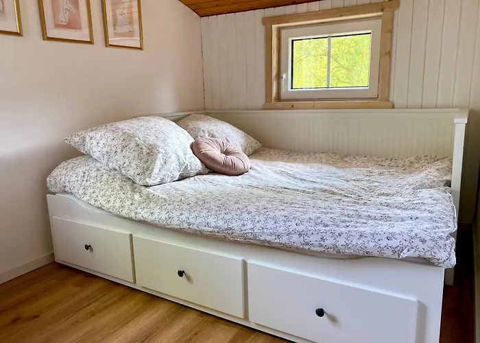 Townhouse Am Kurpark - Ferienhaus, 2 Schlafzimmer, Arcade, Wallbox, Inklusive Waesche Daire